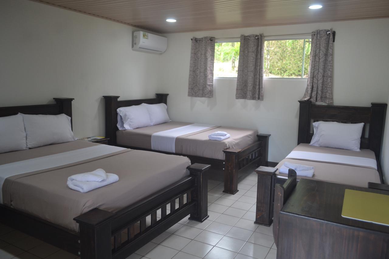 Hotel Don Fito Golfito Exterior foto