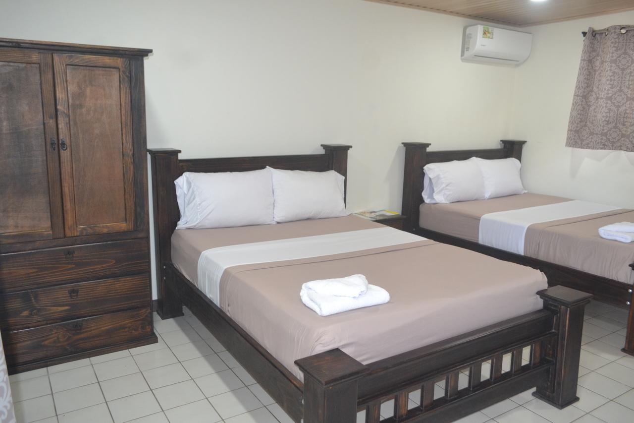 Hotel Don Fito Golfito Exterior foto