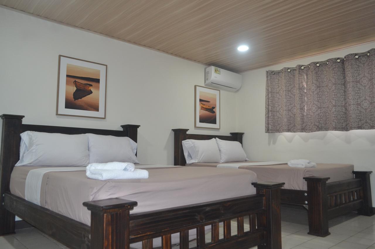 Hotel Don Fito Golfito Exterior foto